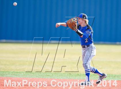Thumbnail 1 in Fossil Ridge vs Centennial (Arlington Heights Classic) photogallery.
