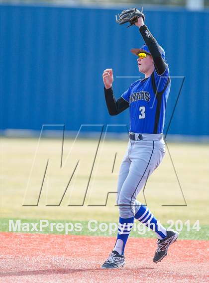 Thumbnail 3 in Fossil Ridge vs Centennial (Arlington Heights Classic) photogallery.