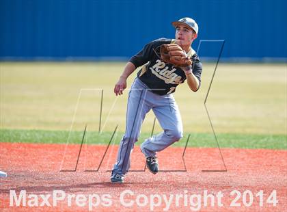 Thumbnail 3 in Fossil Ridge vs Centennial (Arlington Heights Classic) photogallery.