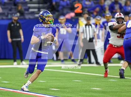 Thumbnail 1 in New Palestine vs. East Noble (IHSAA 4A Final) photogallery.