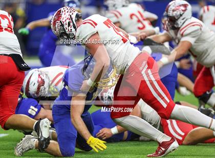 Thumbnail 3 in New Palestine vs. East Noble (IHSAA 4A Final) photogallery.