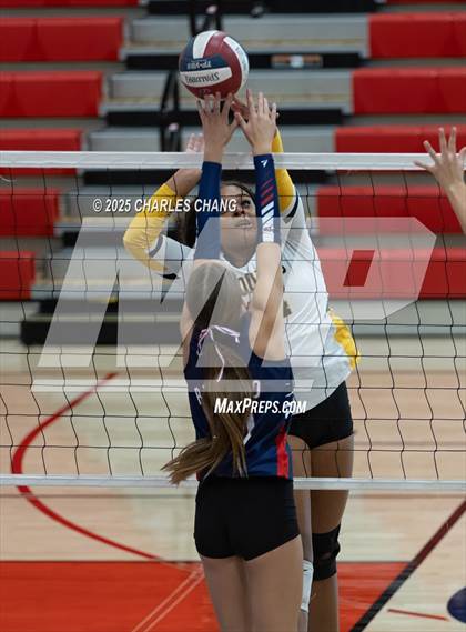 Thumbnail 2 in JV: Bishop O'Dowd @ Rancho Cotate (NorCal Invitational) photogallery.