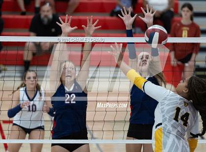 Thumbnail 3 in JV: Bishop O'Dowd @ Rancho Cotate (NorCal Invitational) photogallery.