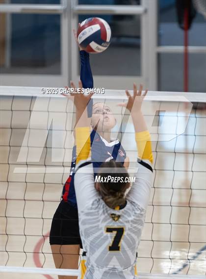 Thumbnail 2 in JV: Bishop O'Dowd @ Rancho Cotate (NorCal Invitational) photogallery.