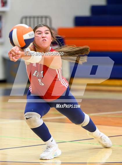 Thumbnail 3 in East Rowan @ Carson (NCHSAA 5A Round 3) photogallery.