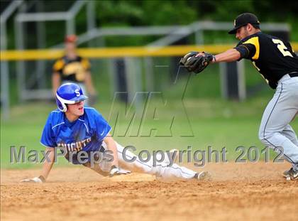 Thumbnail 3 in Southington vs. Amity Regional (CIAC Class LL Quarterfinal) photogallery.