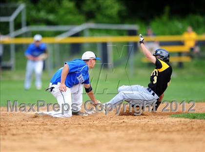 Thumbnail 3 in Southington vs. Amity Regional (CIAC Class LL Quarterfinal) photogallery.