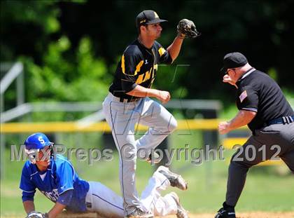 Thumbnail 3 in Southington vs. Amity Regional (CIAC Class LL Quarterfinal) photogallery.