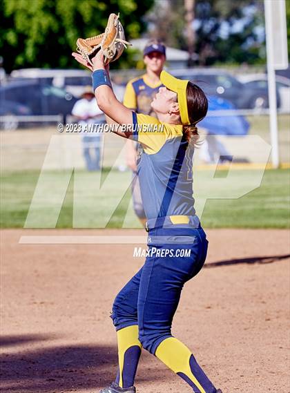 Thumbnail 1 in Notre Dame @ East Nicolaus (CIF NorCal D2 Semi-final) photogallery.