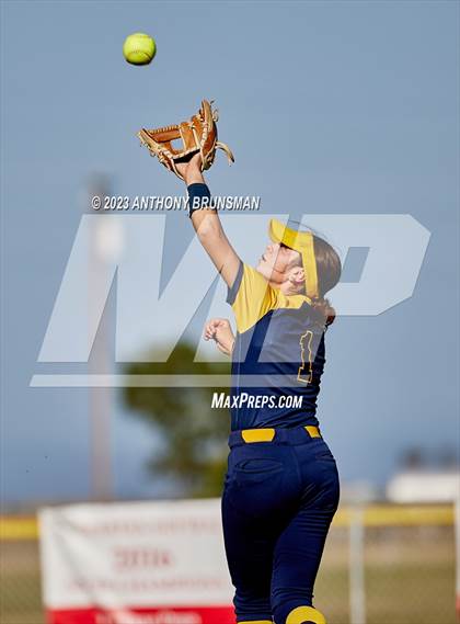 Thumbnail 1 in Notre Dame @ East Nicolaus (CIF NorCal D2 Semi-final) photogallery.