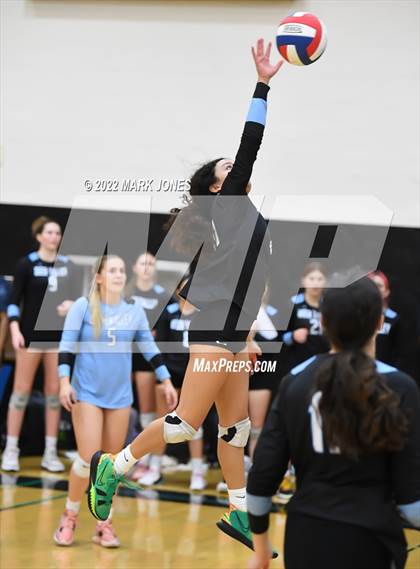 Thumbnail 3 in Deer Valley vs. Paradise Valley  (Goldwater Volleyball Festival Tournament - Gold Division) - Semifinal photogallery.