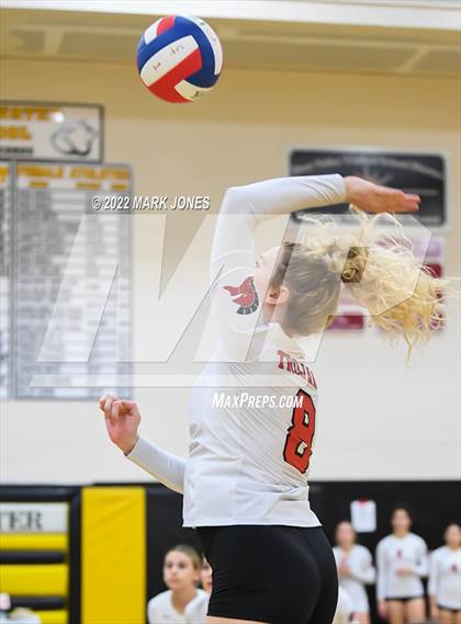 Thumbnail 2 in Deer Valley vs. Paradise Valley  (Goldwater Volleyball Festival Tournament - Gold Division) - Semifinal photogallery.