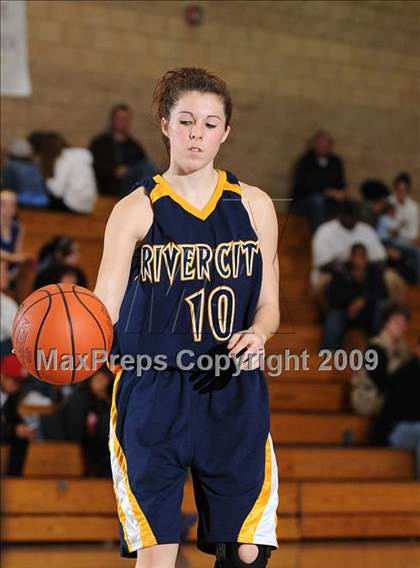 Thumbnail 3 in River City vs. Lincoln (Lincoln Invitational) photogallery.