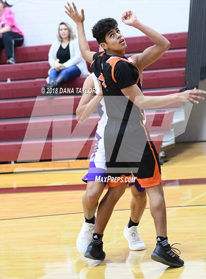 Thumbnail 3 in Nocona vs Tolar (Poolville Mesquite Pit Classic Tournament) photogallery.