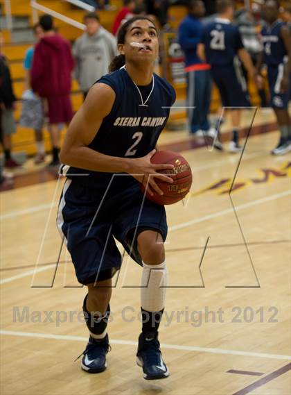 Thumbnail 1 in Sierra Canyon vs. San Marcos photogallery.