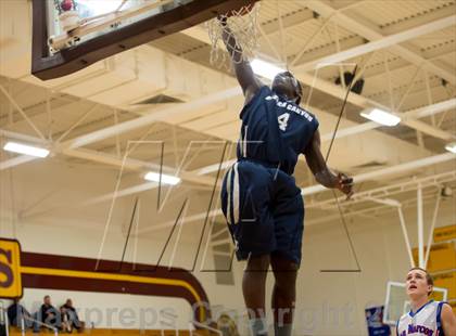 Thumbnail 3 in Sierra Canyon vs. San Marcos photogallery.