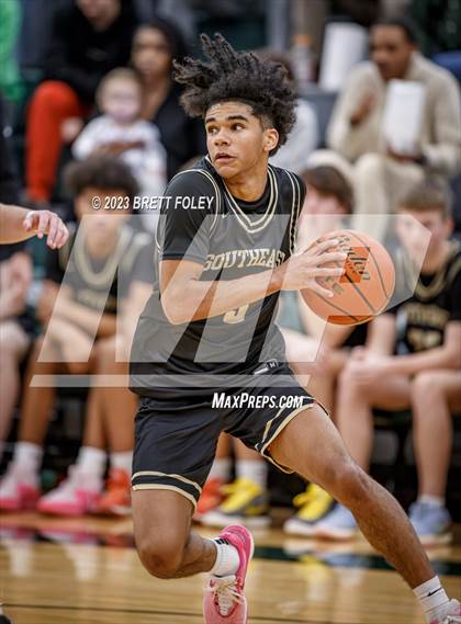 Thumbnail 3 in Lincoln Southeast vs. Pius X photogallery.
