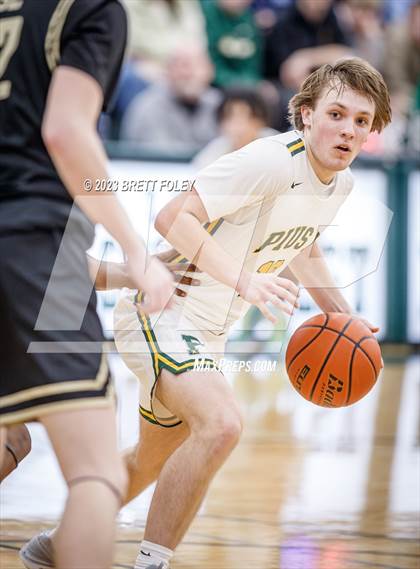 Thumbnail 2 in Lincoln Southeast vs. Pius X photogallery.