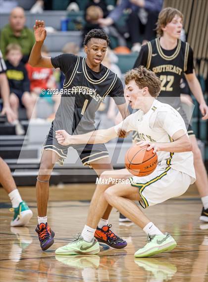 Thumbnail 1 in Lincoln Southeast vs. Pius X photogallery.