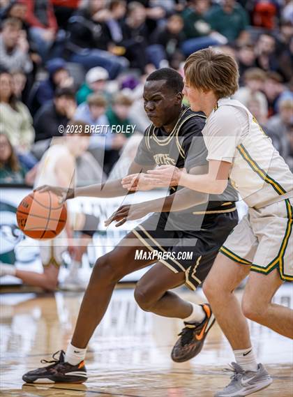 Thumbnail 2 in Lincoln Southeast vs. Pius X photogallery.