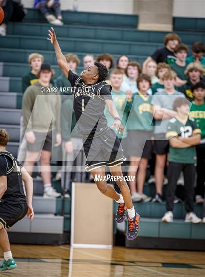 Thumbnail 2 in Lincoln Southeast vs. Pius X photogallery.