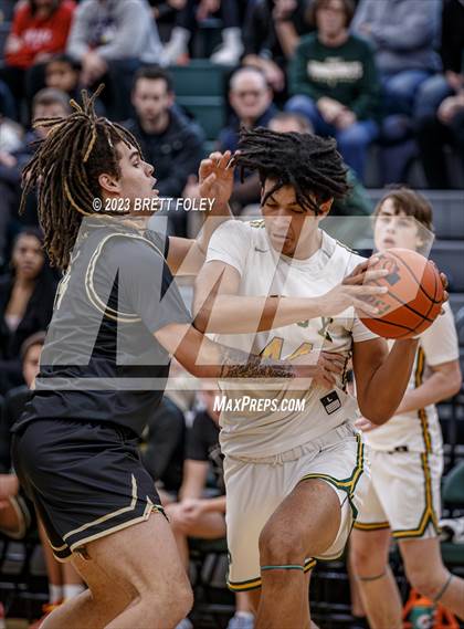 Thumbnail 3 in Lincoln Southeast vs. Pius X photogallery.