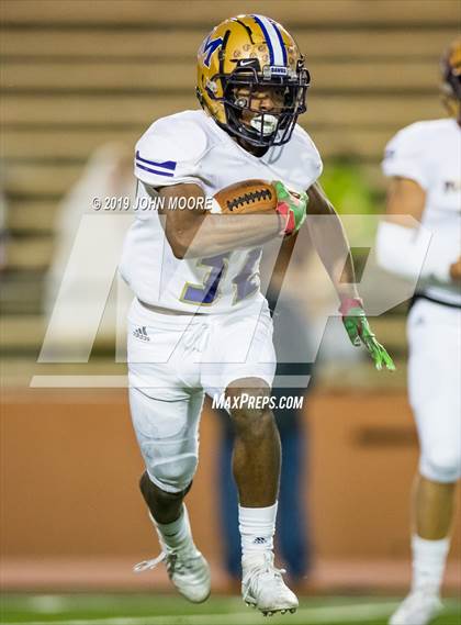 Thumbnail 3 in Midland Lee @ Tascosa photogallery.