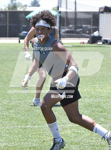 Thumbnail 3 in Aliso Niguel vs El Modena (North Orange County Shootout) photogallery.