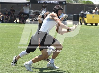 Thumbnail 3 in Aliso Niguel vs El Modena (North Orange County Shootout) photogallery.