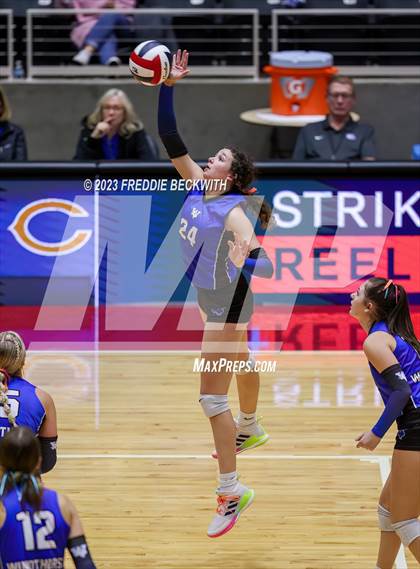Thumbnail 3 in Windthorst vs. Crawford (UIL 2A Volleyball Semi-Final) photogallery.
