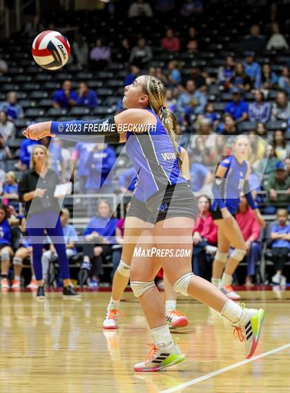 Thumbnail 1 in Windthorst vs. Crawford (UIL 2A Volleyball Semi-Final) photogallery.