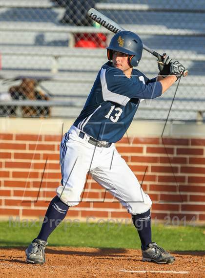 Thumbnail 3 in Lamar vs Trinity (HEB Mid-Cities Classic) photogallery.