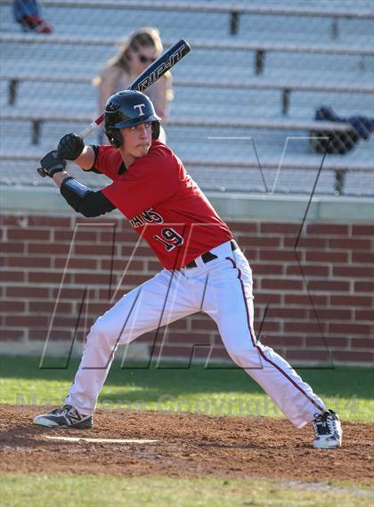 Thumbnail 3 in Lamar vs Trinity (HEB Mid-Cities Classic) photogallery.