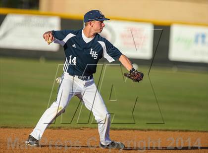 Thumbnail 3 in Lamar vs Trinity (HEB Mid-Cities Classic) photogallery.
