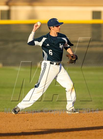 Thumbnail 2 in Lamar vs Trinity (HEB Mid-Cities Classic) photogallery.