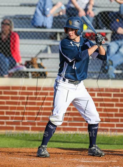Thumbnail 3 in Lamar vs Trinity (HEB Mid-Cities Classic) photogallery.