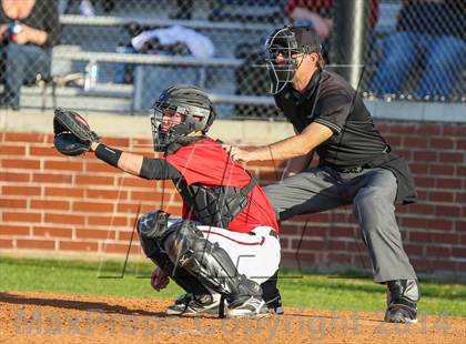 Thumbnail 3 in Lamar vs Trinity (HEB Mid-Cities Classic) photogallery.