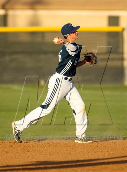 Thumbnail 3 in Lamar vs Trinity (HEB Mid-Cities Classic) photogallery.