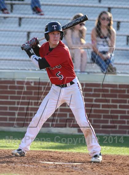 Thumbnail 1 in Lamar vs Trinity (HEB Mid-Cities Classic) photogallery.
