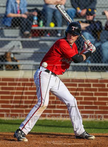 Thumbnail 1 in Lamar vs Trinity (HEB Mid-Cities Classic) photogallery.