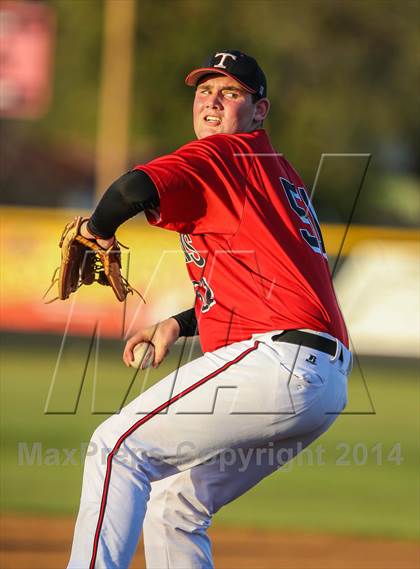 Thumbnail 1 in Lamar vs Trinity (HEB Mid-Cities Classic) photogallery.
