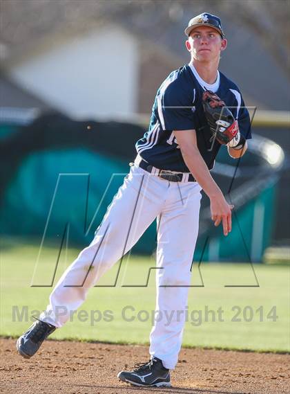 Thumbnail 3 in Lamar vs Trinity (HEB Mid-Cities Classic) photogallery.