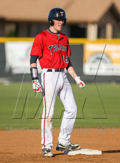 Thumbnail 3 in Lamar vs Trinity (HEB Mid-Cities Classic) photogallery.