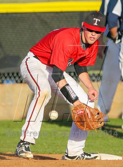 Thumbnail 2 in Lamar vs Trinity (HEB Mid-Cities Classic) photogallery.