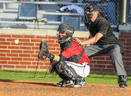 Thumbnail 2 in Lamar vs Trinity (HEB Mid-Cities Classic) photogallery.