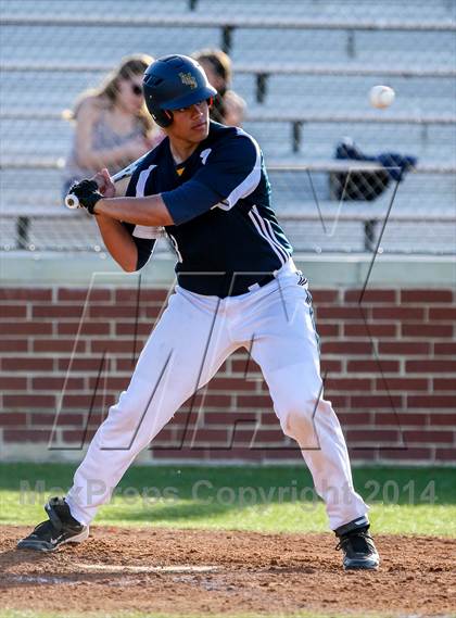 Thumbnail 2 in Lamar vs Trinity (HEB Mid-Cities Classic) photogallery.