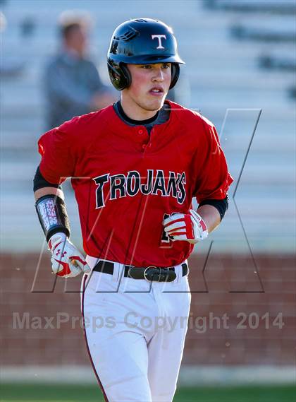 Thumbnail 2 in Lamar vs Trinity (HEB Mid-Cities Classic) photogallery.