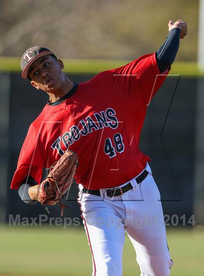 Thumbnail 2 in Lamar vs Trinity (HEB Mid-Cities Classic) photogallery.