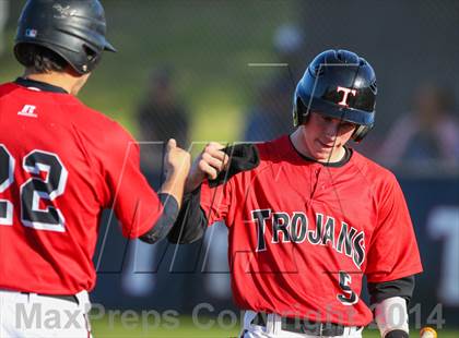Thumbnail 3 in Lamar vs Trinity (HEB Mid-Cities Classic) photogallery.
