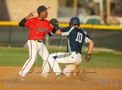 Thumbnail 2 in Lamar vs Trinity (HEB Mid-Cities Classic) photogallery.